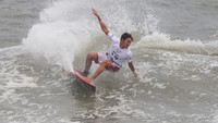 Indonesia mengirimkan dua surfer ke Olimpiade Tokyo, yaitu Rio dan Ketut. Rio terhenti pada ronde tiga setelah dihentikan surfer tuan rumah peringkat enam dunia Kanoa Igarashi pada laga man-on-man di Tsurigasaki Surfing Beach, 26 Juli. Sementara Ketut yang berangkat dengan status alternated athlete batal berlaga di Olimpiade karena surfer utama dalam kondisi baik untuk bertanding. Dok.KOI  