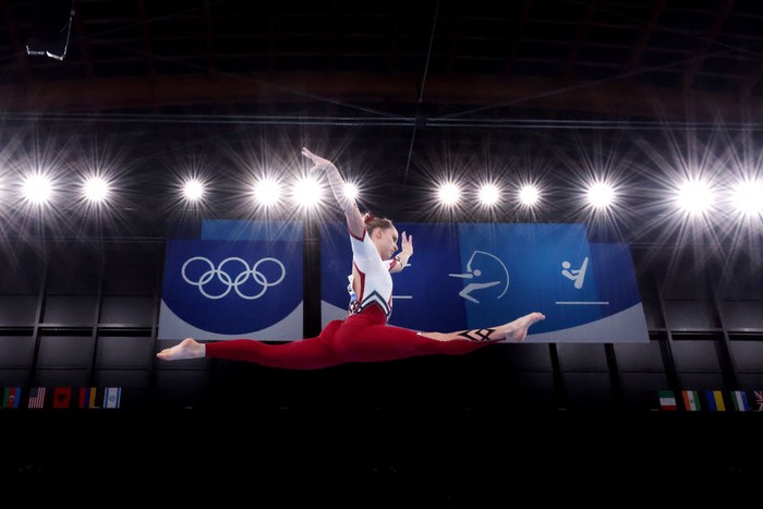 TOKYO, JAPAN - JULY 25: Sarah Voss of Team Germany competes on balance beam during Womens Qualification on day two of the Tokyo 2020 Olympic Games at Ariake Gymnastics Centre on July 25, 2021 in Tokyo, Japan. (Photo by Ezra Shaw/Getty Images)