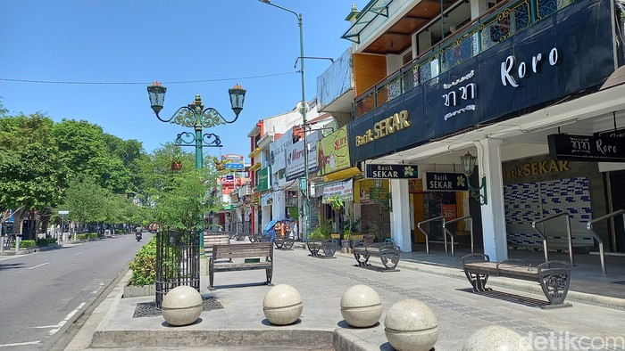 Sepinya Jalan Malioboro Sepinya Jalan Malioboro
