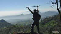 View puncak sunrise di sekitar puncak Halimun