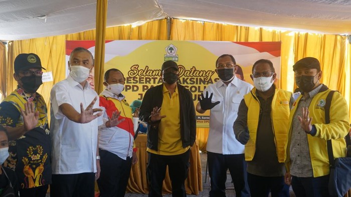Vaksinasi Golkar Jatim