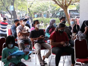 Sektor Keuangan Genjot Vaksinasi COVID-19, Ini Kata Anggota DPR
