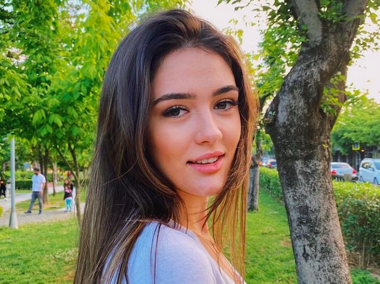 Zehra Gunes Zehra Gunes
