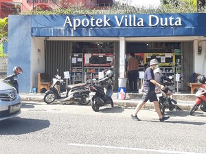 Apotek di Bogor yang Disidak Jokowi Klaim Jual Lagi Obat Terapi Corona