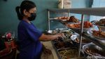 Curhat Komunitas Warteg soal Aturan Makan 20 Menit