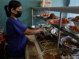 Sabar Ya! BLT Rp 1,2 Juta buat Warteg cs Lagi Digodok