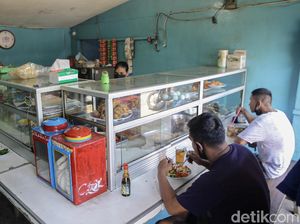 Curhat Komunitas Warteg soal Aturan Makan 20 Menit