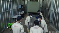 Proses kremasi memakan waktu hingga 2 jam, nantinya warga akan bergiliran menunggu hingga prosesnya selesai.