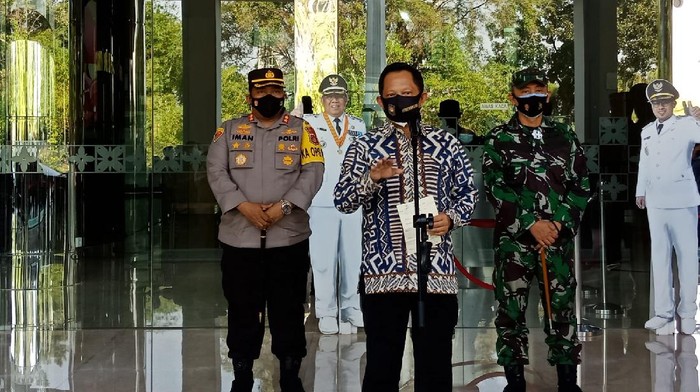 Mendagri Tito Karnavian di Kantor Pemkot Tangsel
