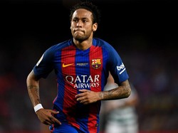 Neymar meninggalkan Barcelona setelah setelah klausul pelepasannya ditebus Paris Saint-Germain sebesar 222 juta Euro. Barca disebut-sebut selama ini tidak tahu komunikasi yang dijalin antara Neymar dan PSG. (Foto: Getty Images/David Ramos)