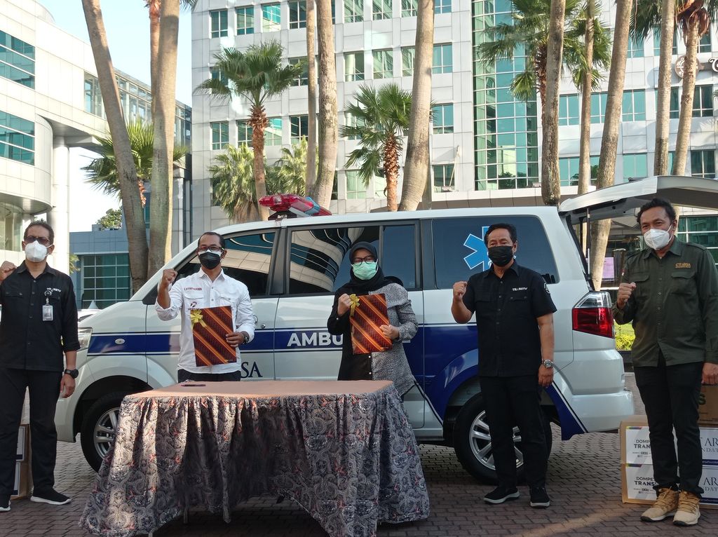 Penyerahan bantuan dari CT ARSA untuk penanganan COVID-19 (Wilda-detikcom)