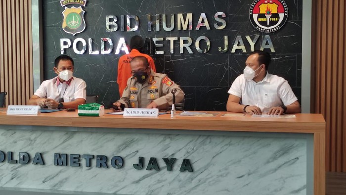 Polda Metro Jaya tangkap pelaku pemalsuan swab PCR, Selasa (27/7/2021).