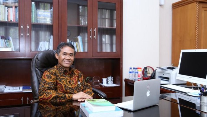 Rektor UGM Panut Mulyono (dok. UGM)