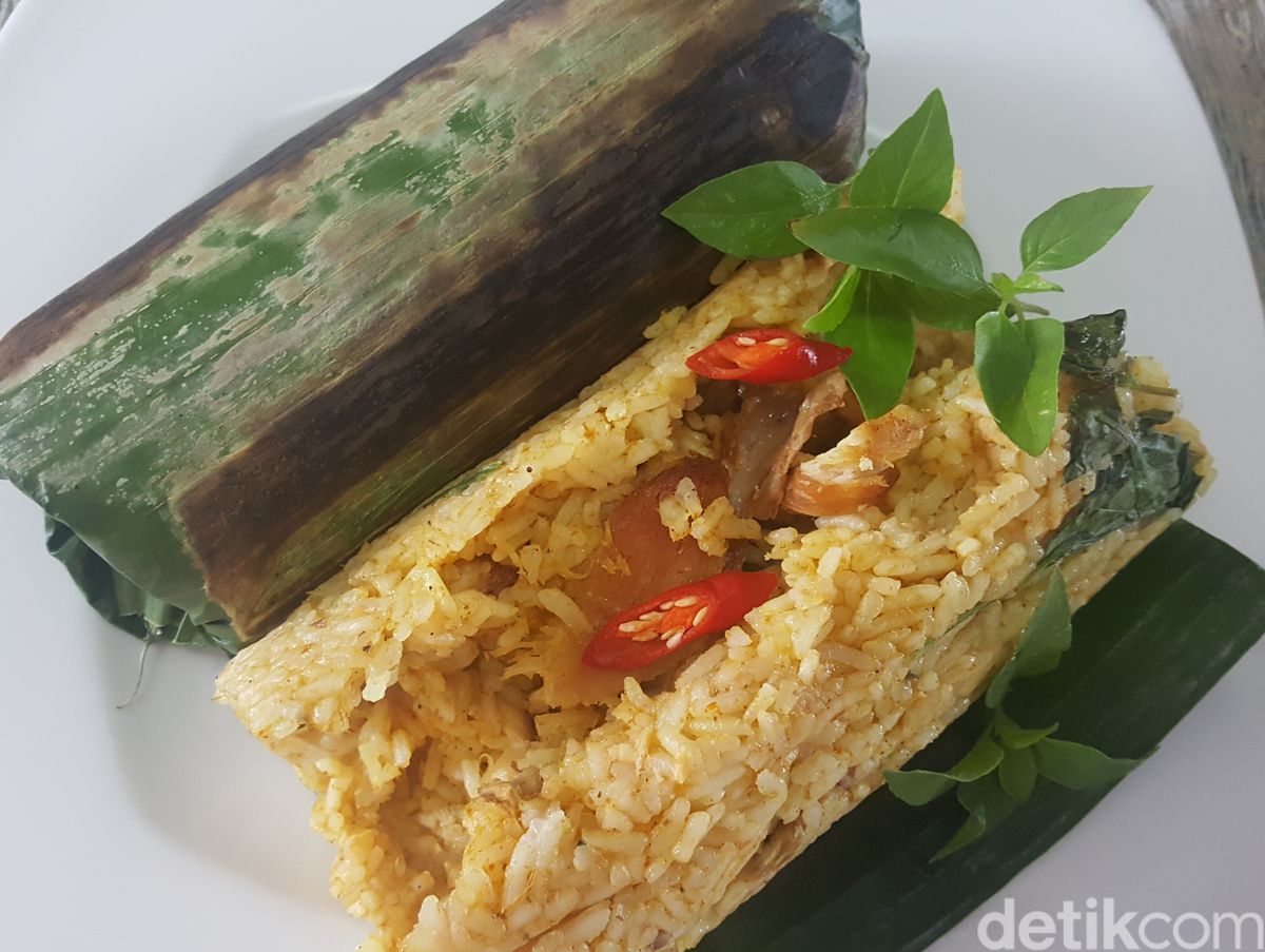 Resep Nasi Bakar Ayam Kemangi Yang Pedas Nendang