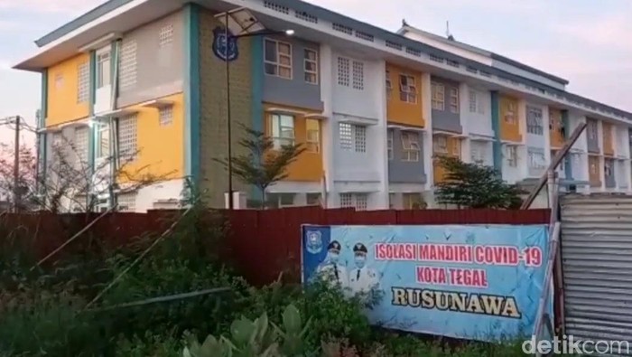 Rusunawa Tegalsari, tempat isolasi terpusat pasien COVID-19 di Kota Tegal, Jawa Tengah.