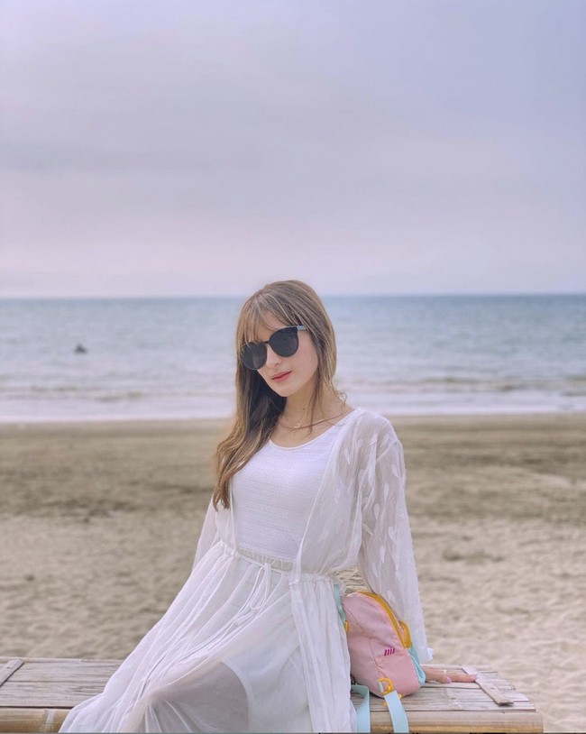 Selain ‘Azab’, Shirin Safira juga bermaiin di sinetron populer ‘Kembalinya Raden Kian Santang’. Foto: Instagram/@shirinsafira