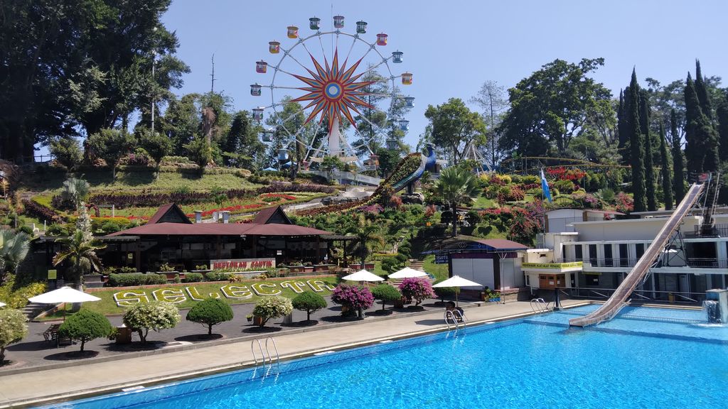 Taman rekreasi juga hotel Selecta Kota Batu
