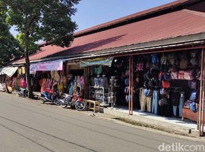 Tutup Selama PPKM, Pertokoan-Pasar Sandang Cianjur Kembali Buka