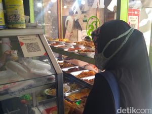 Melihat Penerapan Makan 20 Menit di Warteg DKI saat PPKM Level 4