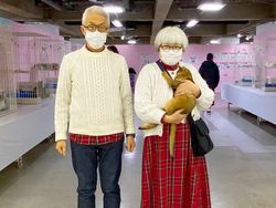 Pakaian Selalu Sama, Pasangan Lansia Asal Jepang Jadi Viral