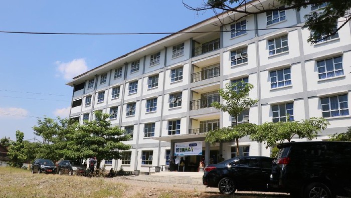 Gedung Asrama Mahasiswa UNS