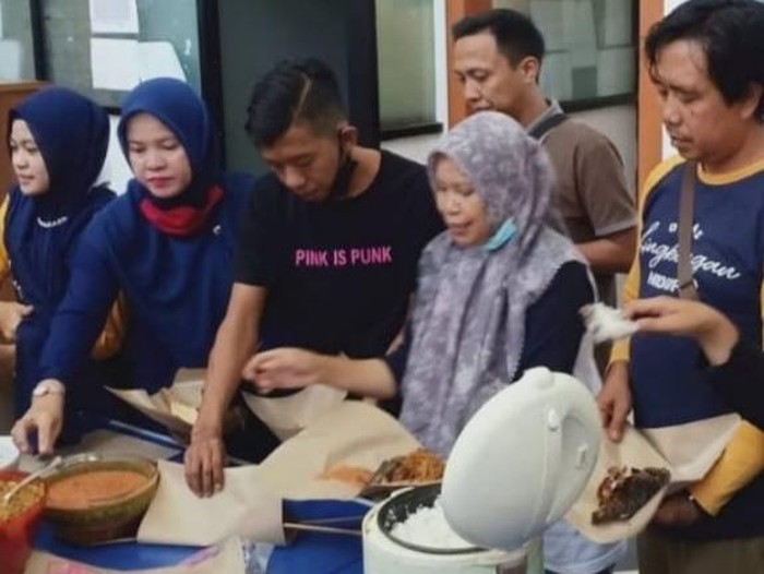 Heboh pejabat dinas di Pandeglang babacakan abai prokes