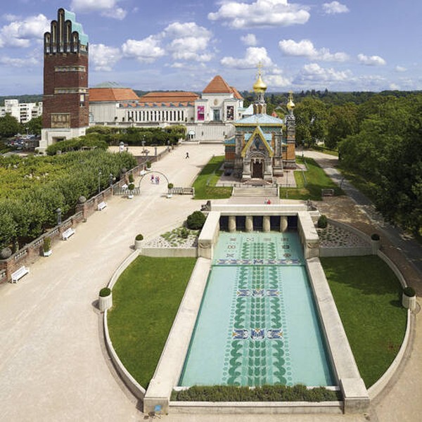 Koloni Seniman Darmstadt di Mathildenhohe di Jerman juga turut masuk dalam daftar Situs Warisan Dunia UNESCO. Dok. Nikolaus Heiss via www.whc.unesco.org. Dok. Nikolaus Heiss via www.whc.unesco.org. Koloni Seniman Darmstadt di Mathildenhohe di Jerman juga turut masuk dalam daftar Situs Warisan Dunia UNESCO. Dok. Nikolaus Heiss via www.whc.unesco.org. Dok. Nikolaus Heiss via www.whc.unesco.org.
