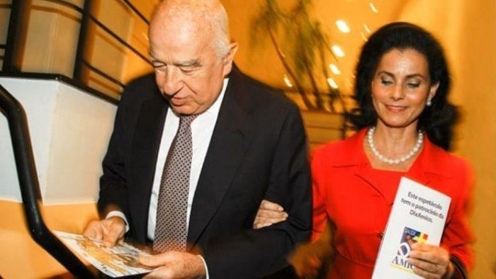 Vicky Safra tercatat sebagai salah satu janda terkaya di dunia. Suaminya, Joseph Safra adalah bankir kaya raya yang meninggal pada Desember tahun lalu. Berikut potret Vicky.
