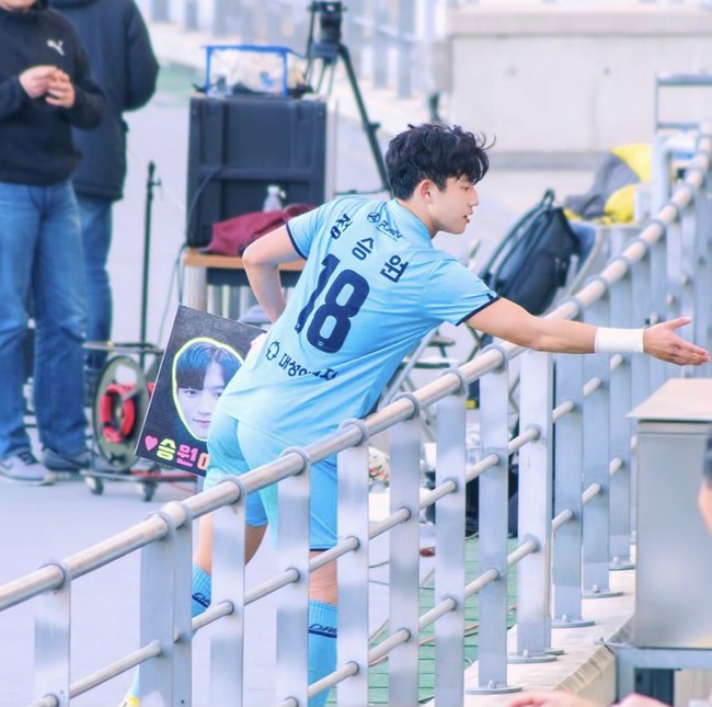 Jeong Seung Won memiliki banyak penggemar dari mancanegara. Pemilik akun Instagram seungwon_jeong ini telah diikuti 577 ribu akun Instagram. Foto: dok. Instagram seungwon_jeong