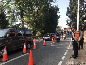 Menanti Nasib PPKM Level 4 Usai Evaluasi Hati-hati