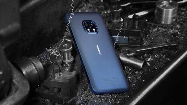 Lebih Dekat dengan Ponsel Badak Nokia XR20