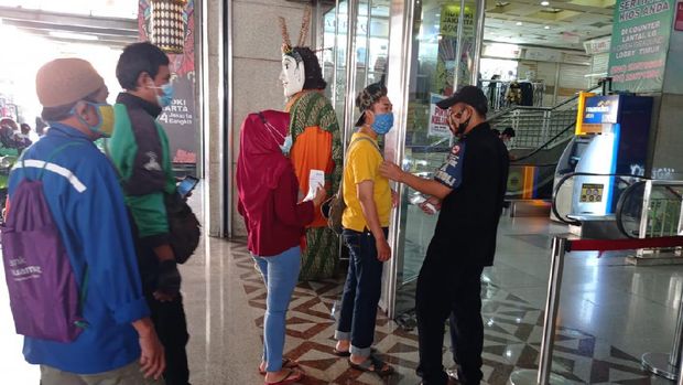 Masuk Pasar Tanah Abang wajib tunjukkan kartu vaksin