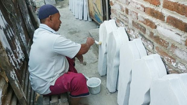 penjualan nisan makam di pasuruan