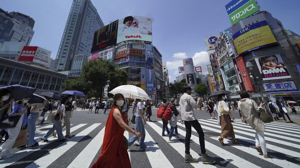 Omicron Melonjak, Jepang Kembali Terapkan Pembatasan