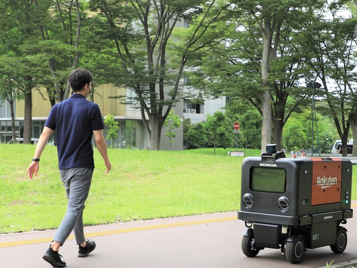 Honda kembangkan Robot Pengantar Barang Pengganti Kurir di Jepang