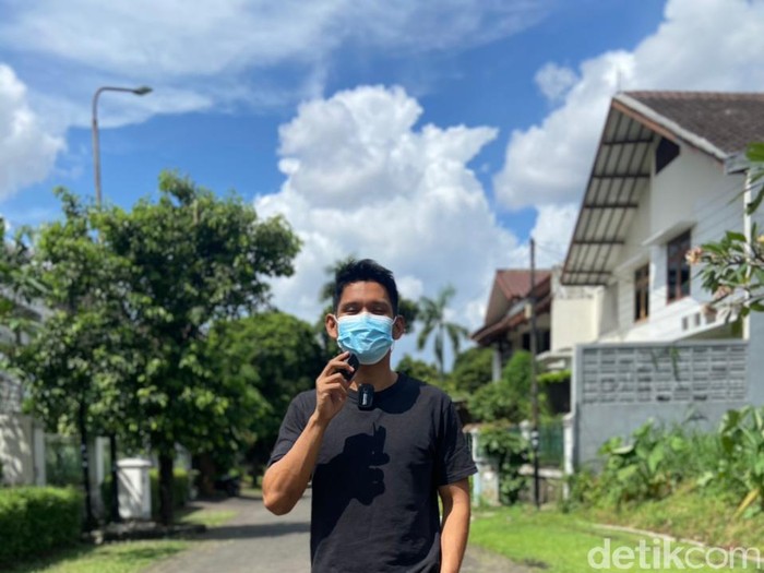 Viral konten selebriti TikTok tuai kritik di media sosial. Viral konten selebriti TikTok tuai kritik di media sosial.