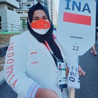 Nurul merupakan atlet angkat besi asal Aceh yang mencetak sejarah karena terakhir kali atlet provinsi Serambi Mekah berlaga di Olimpiade adalah 33 tahun lalu. Foto: Dok. pribadi Nurul Akmal.