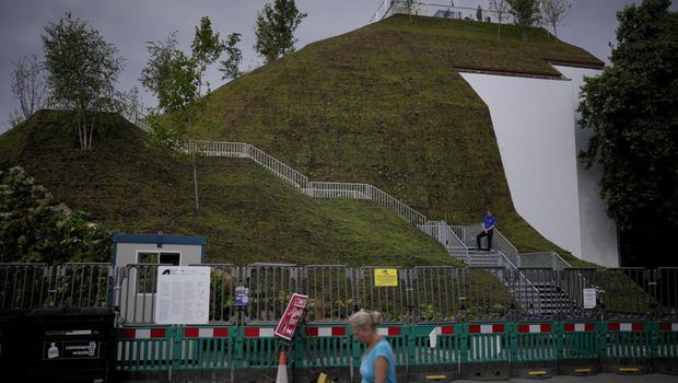 Bukit Buatan Setinggi 25 Meter Jadi Destinasi Baru di London, tapi Kena Hujat Pengunjung