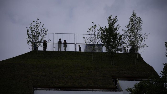 Bukit Buatan Setinggi 25 Meter Jadi Destinasi Baru di London, tapi Kena Hujat Pengunjung