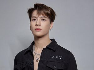 Kolaborasi Jackson Wang dan Internet Money dalam Drive You Home