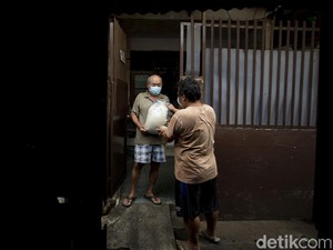 Ada Bansos Beras-Telur-Ayam 3 Bulan ke Depan, Berapa Anggarannya?