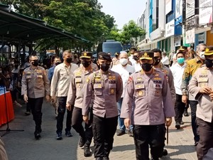 Tinjau Pasar Modern di BSD, Kapolri: Tolong Prokes Betul-Betul Dipatuhi