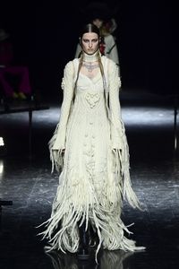 10 Busana Jean Paul Gaultier Couture 