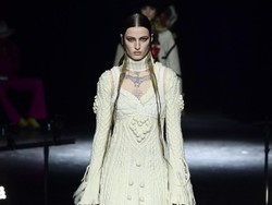 10 Busana Jean Paul Gaultier Couture 2020/2021 Karya Desainer Jepang