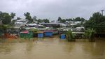 Lara Pengungsi Rohingya Diterjang Longsor hingga Banjir