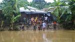 Lara Pengungsi Rohingya Diterjang Longsor hingga Banjir
