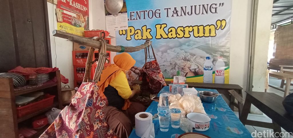 Lentog Tanjung, Kuliner Kudus Nikmat Berisi Lontong dan Sayur Tahu