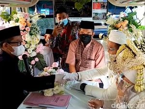 Kisah Pemilik PO Bus Gelar Akad Nikah Anak di Dalam Bus Saat PPKM Level 4