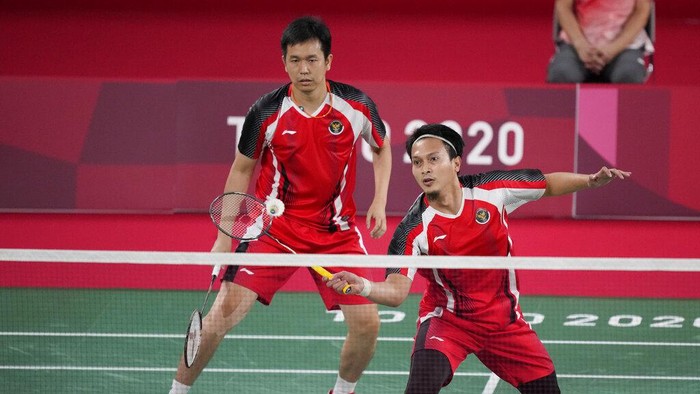 Mohammad Ahsan/Hendra Setiawan Mohammad Ahsan and Hendra Setiawan of Indonesia compete against Malaysia's Aaron Chia and Wooi Yik Soh during men's doubles Badminton match at the 2020 Summer Olympics, Monday, July 26, 2021, in Tokyo, Japan. (AP Photo/Dita Alangkara)