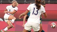 Perlu diketahui saat ini klasemen Olimpiade Tokyo pada urutan teratas kembali ditempati negara China,disusul Amerika dan Jepang dan Indonesia peringkat 40. Atsushi Tomura/Getty Images